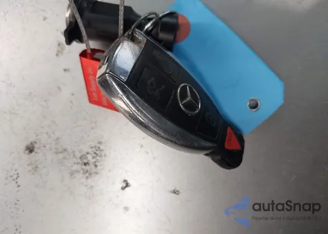 2014 Mercedes-Benz E 350 z USA, uszkodzony, nr VIN WDDHF5KB2EA809374